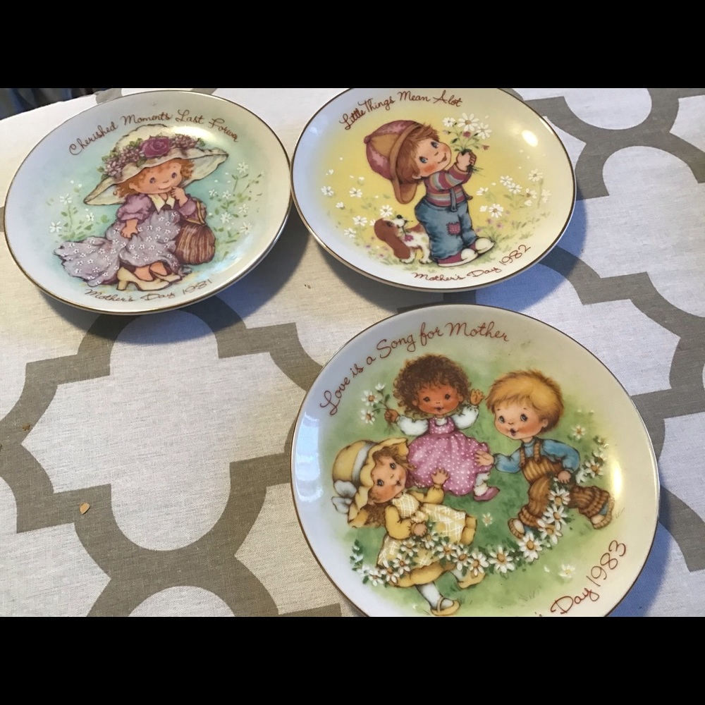 Avon plates